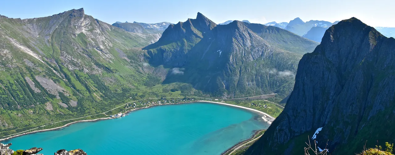 Hiking in Husfjellet, view to Steinfjorden