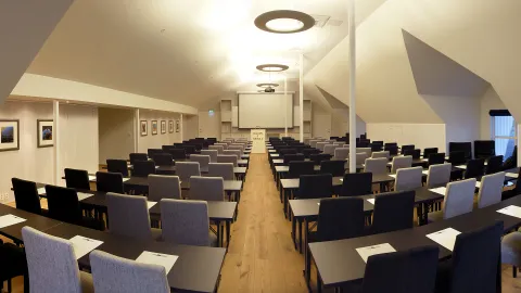 Meeting room up to 170 people