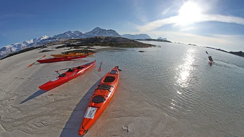 Kayaking outside Hamn winter spring