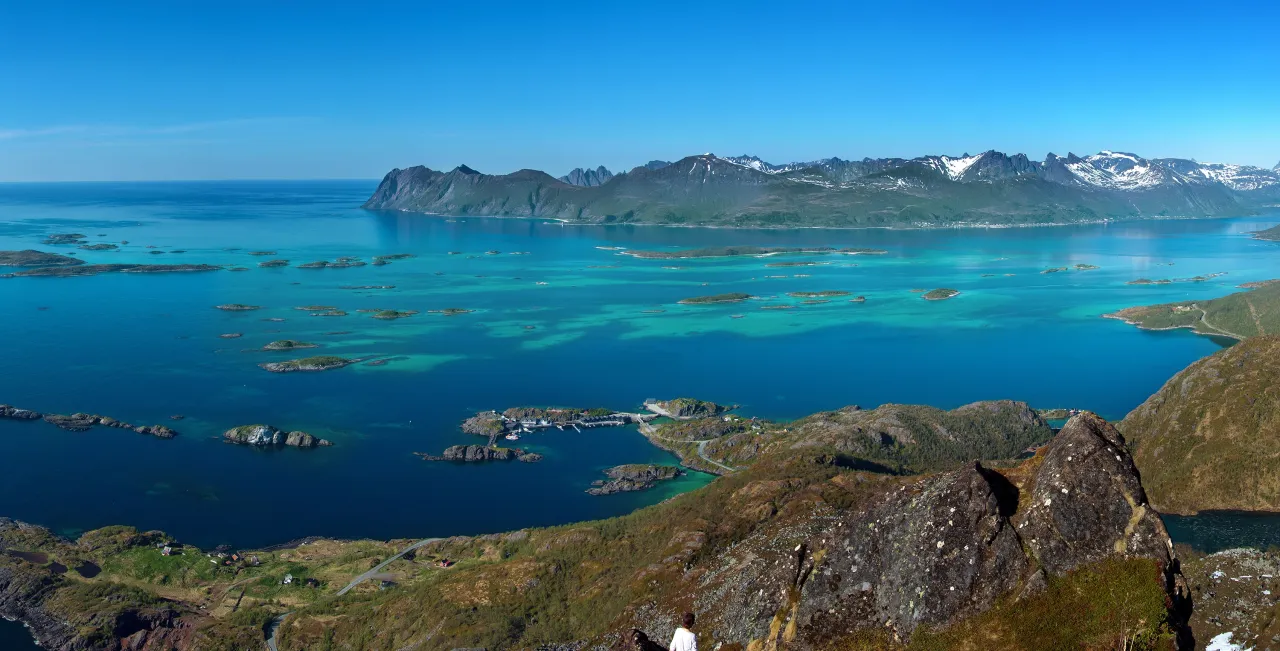 Hamn sett fra Sukkertoppen sommer