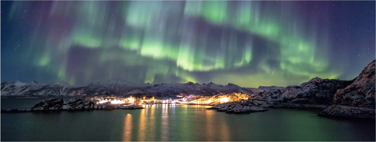 aurora over hamn 