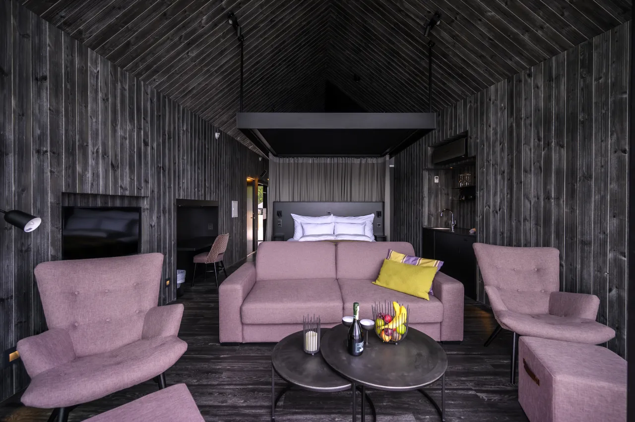 aurora room 