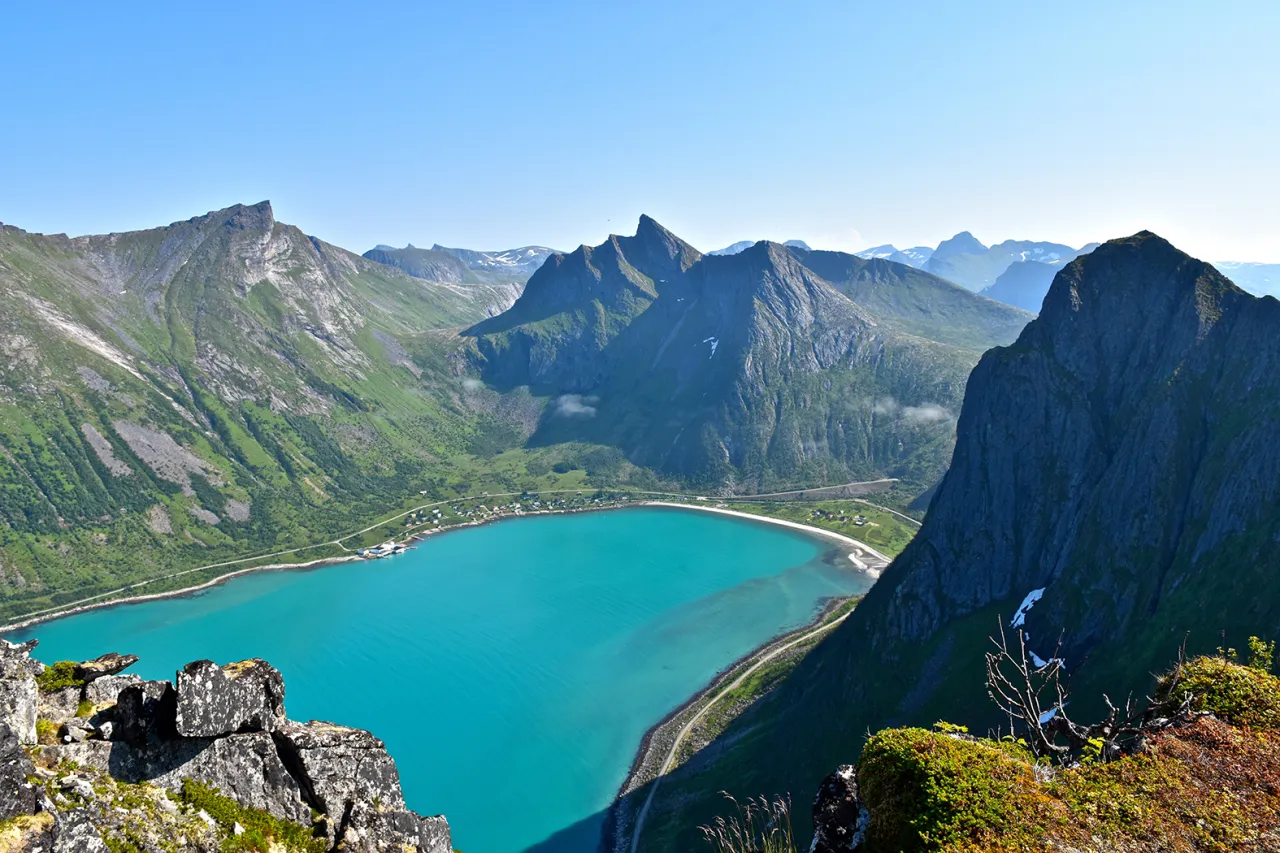 Hiking in Husfjellet, view to Steinfjorden