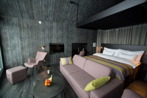 aurora room